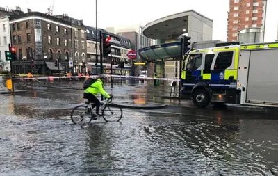 У Лондоні затопило станцію метро