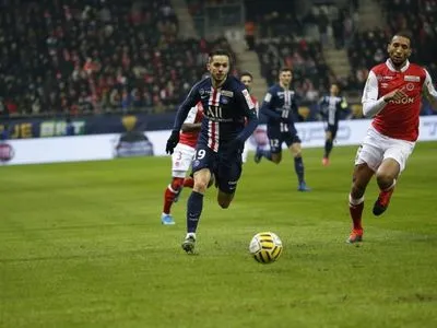 Футболисты "ПСЖ" стали вторыми финалистами Кубка французской лиги по футболу