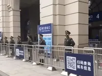 В Китае из-за коронавируса на карантин закрыли уже три города