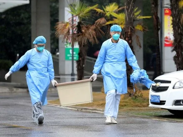Кількість хворих на смертельний коронавірус у Китаї зросла до 620 людей