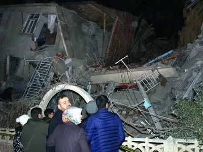 Землетрясение в Турции: не менее 14 погибших
