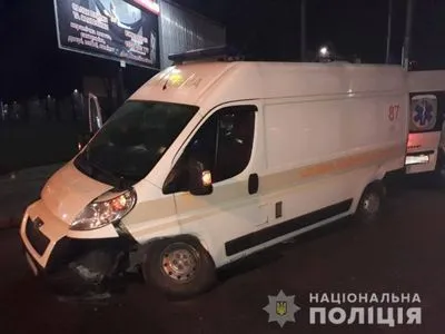 На Львівщині "швидка" потрапила в ДТП, є потерпілі