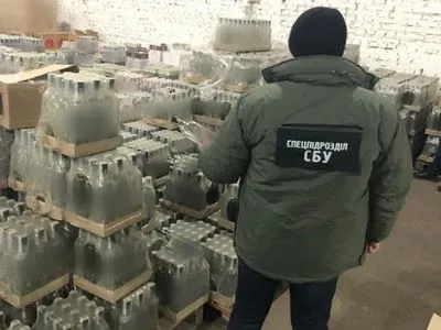 В Ровно изъяли контрафактный алкоголь на четыре миллиона гривен