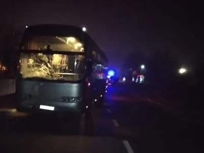 На Львівщині автобус на смерть збив людину