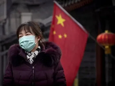 Епідемія коронавірусу: ЗМІ Китаю запустили прямий ефір з будівництва спецлікарні