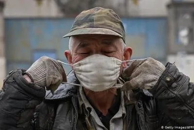 Кількість жертв коронавірусу у Китаї зросла до 132 осіб