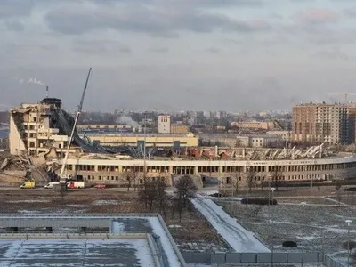 В Петербурге обрушилась кровля арены: под завалами есть люди