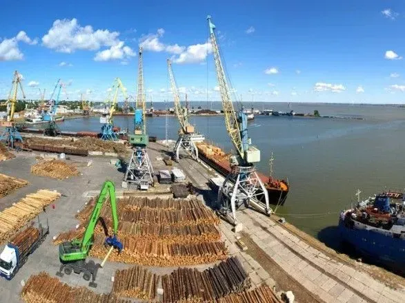 В Украине планируют продажу трех портов