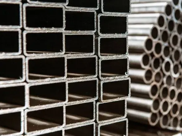 Зеленський закликав США скасувати мита на імпорт сталі для України