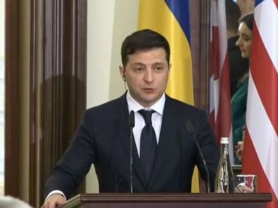 Україна готова розвивати нові форми партнерства зі США у сфері безпеки - Зеленський