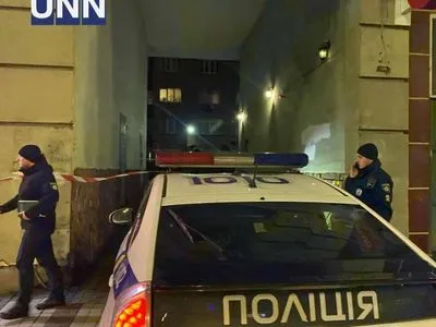Внимание: полиция разыскивает подозреваемого в убийстве врача в центре Киева