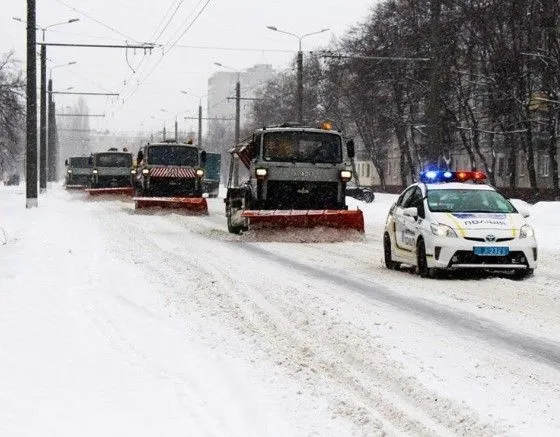 У зв'язку з негодою на щодобове патрулювання вийдуть 1600 нарядів поліції - Клименко