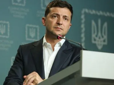 Зеленский призвал Кабмин и Верховную Раду активизировать работу