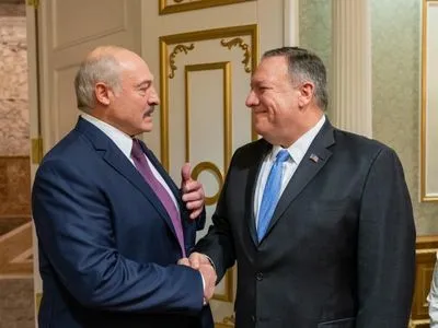 Лукашенко заявил, что США знают о проблемах Минска и Москвы и обещали помочь Беларуси