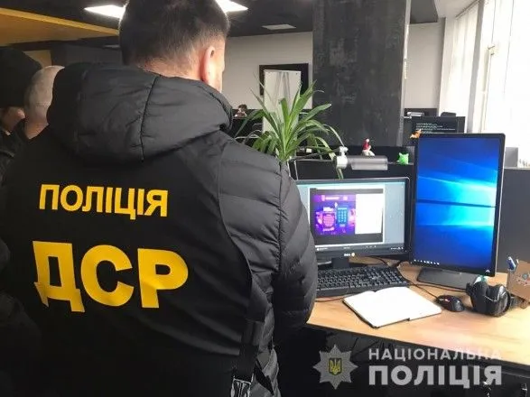 У Києві викрили діяльність онлайн-казино з місячним прибутком у мільйон гривень