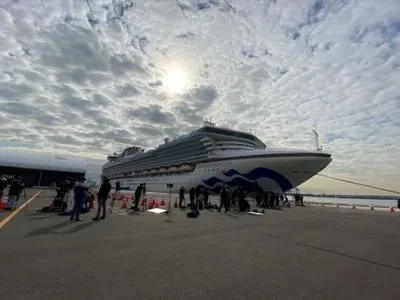 Ще у 41 пасажира круїзного лайнера в Японії виявлено коронавірус