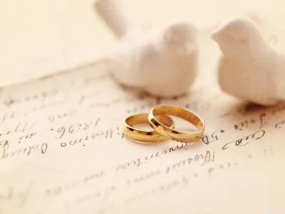 В Украине с начала года поженились почти на 8 тысяч больше пар, чем расстались
