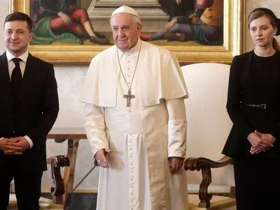 Зустріч Зеленського та Папи Франциска: з'явились перші фото