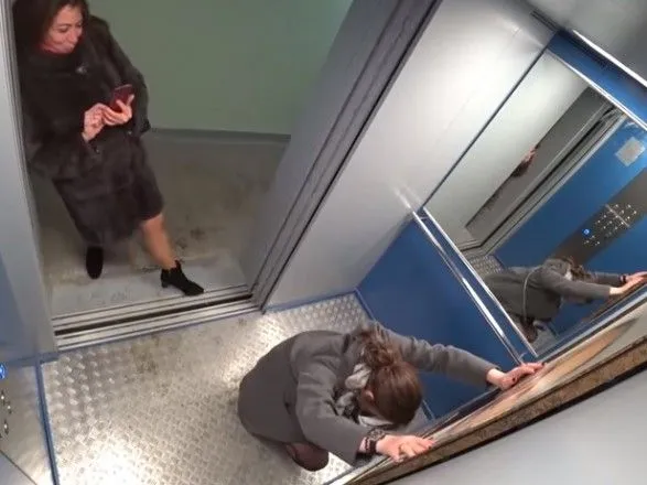 Путін у ліфті: не всі москвичі були раді зустрічі