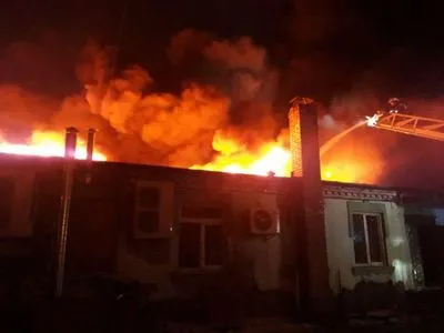 В Запорожье во время пожара в собственном доме погиб 33-летний мужчина