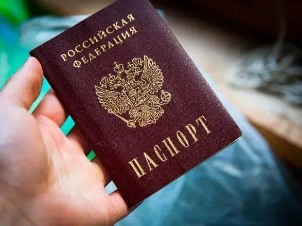 boyovikiv-zmushuyut-otrimuvati-rosiyski-pasporti-rozvidka