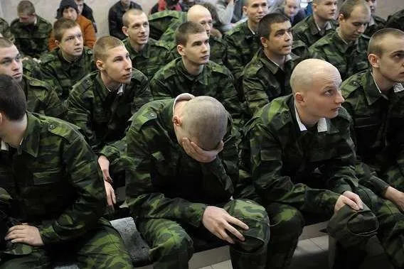 З 2015 року щонайменше 18 тис. кримських чоловіків призвали до лав армії РФ - Денісова