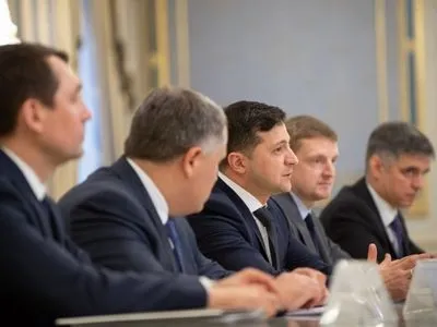 Зеленский встретился с комиссаром ЕС: обсудили сотрудничество и реформы