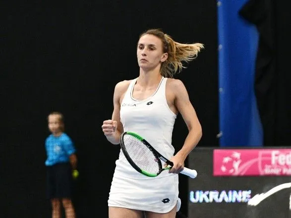 Цуренко пробилась в 1/4 финала теннисного турнира в Каире