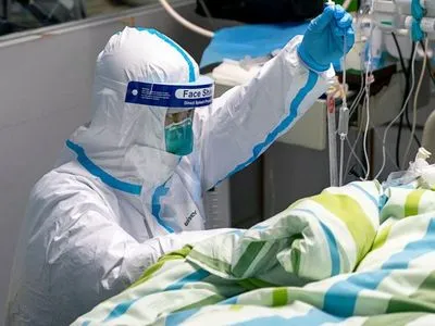 В Китае более 1700 врачей заразились новым коронавирусом