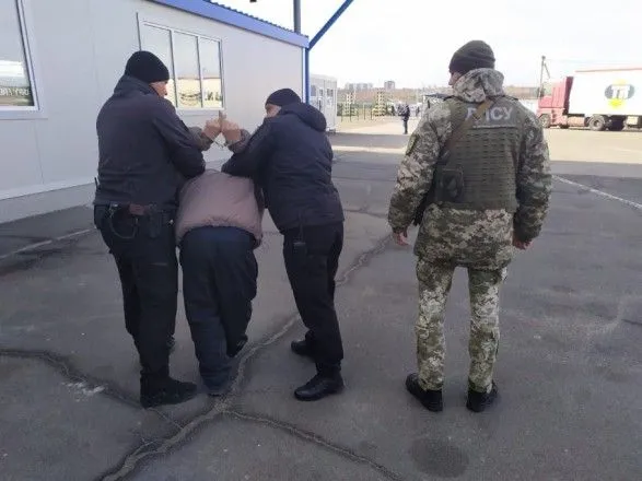 В Україні затримали молдаванина, що пропагував при перетині кордону "радянську владу"