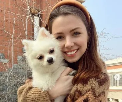 Украинка не эвакуировалась из Уханя из-за собаки