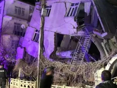 В Турции в течение нескольких часов произошли два землетрясения