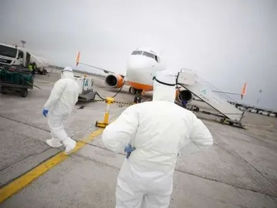 Рейс з евакуйованими українцями: у МОЗ запевнили, що всі на борту почуваються добре