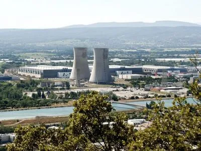 Активисты Greenpeace ворвались на территорию французской АЭС "Трикастен"