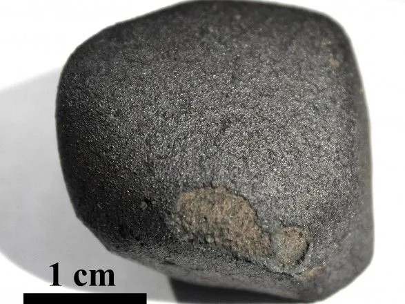 meteorit-yakiy-minulogo-roku-vpav-u-nimechchini-viyavivsya-zarodkom-planeti