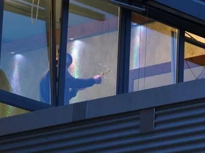 В Штутгарте неизвестные выстрелили в витрину кальянной на фоне недавнего теракта
