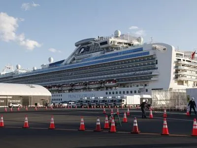 Епідемія коронавірусу: на лайнері Diamond Princess інфікувалися 6 співробітників МОЗ Японії