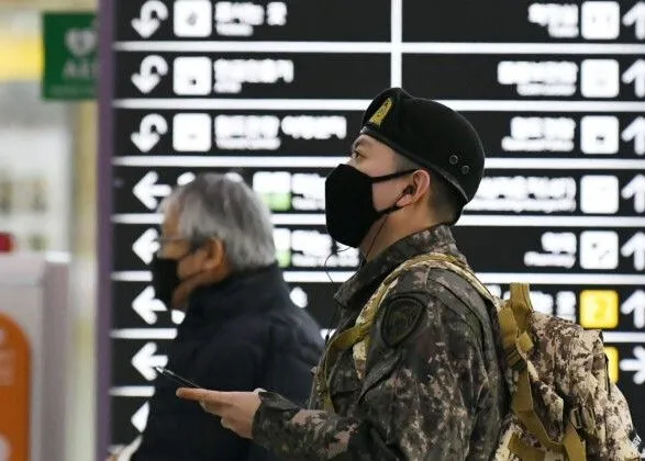 В Южной Корее около 8 тыс. военных отправили на карантин