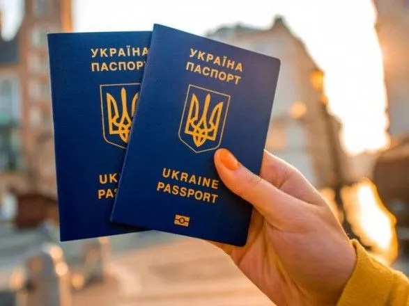 В Крыму в 130 тыс. человек имеют украинские биометрические паспорта