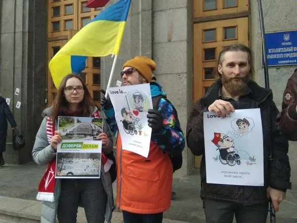 kharkivska-miska-rada-povernula-prospekt-zhukova-aktivisti-vlashtuvali-protest