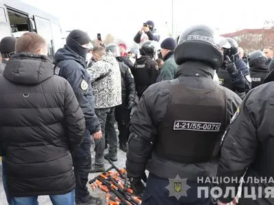 Из-за столкновений на рынке "Барабашово" в Харькове полиция открыла производство