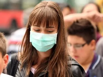 Эпидемия коронавируса: в Румынии закупят 5 миллионов масок к следующей неделе