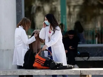 У Греції два нові випадки коронавірусу, з них один - в Афінах
