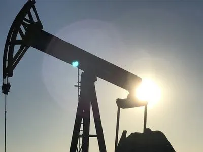 Світові ціни на нафту різко обвалилися