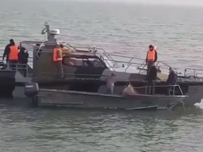 В Україну повернулися рибалки, яких росіяни затримали в Азовському морі