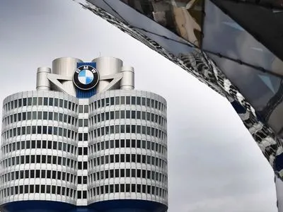 У Німеччині на новий коронавірус захворів працівник компанії BMW