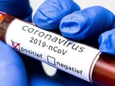 Во Франции на новый коронавирус заболело 130 человек в трех районах