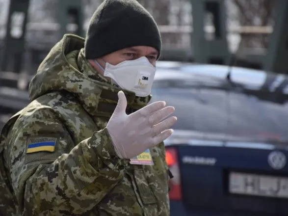 За минувшие сутки скрининг на украинской границе прошли более 100 тыс. человек