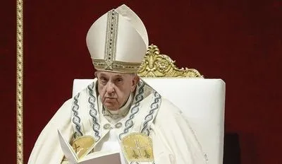 Папу Франциска перевірили на COVID-19