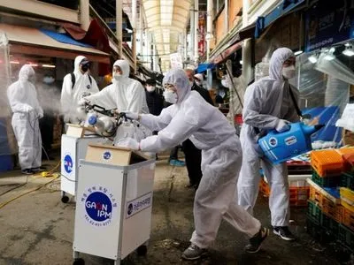 Эпидемия коронавируса: в Южной Корее уже 5621 случай заражения